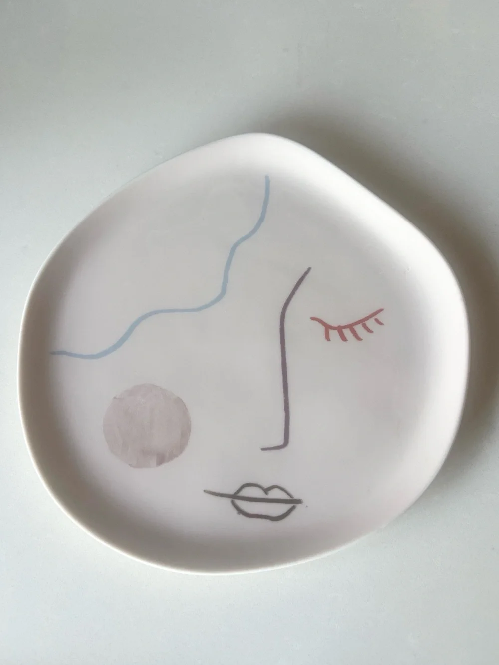 ❤️… Fringe Face Ceramic Decorative Plate